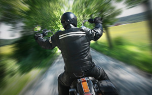 Tappi per motociclisti: quando il vento danneggia l'udito
